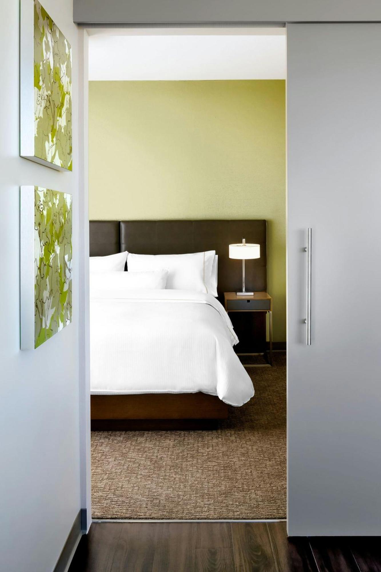 Element By Westin Vancouver Metrotown Burnaby Exteriör bild