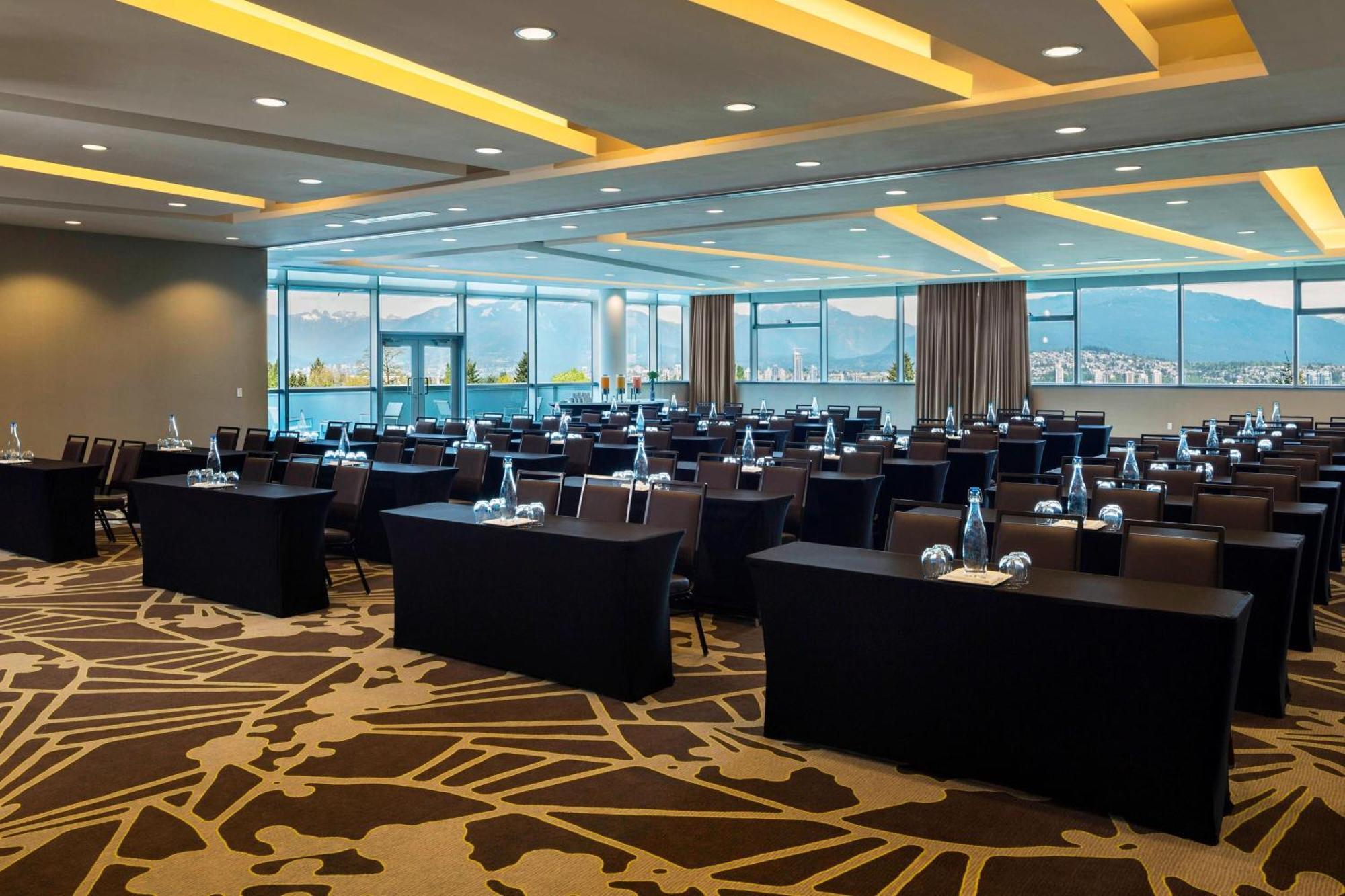 Element By Westin Vancouver Metrotown Burnaby Exteriör bild