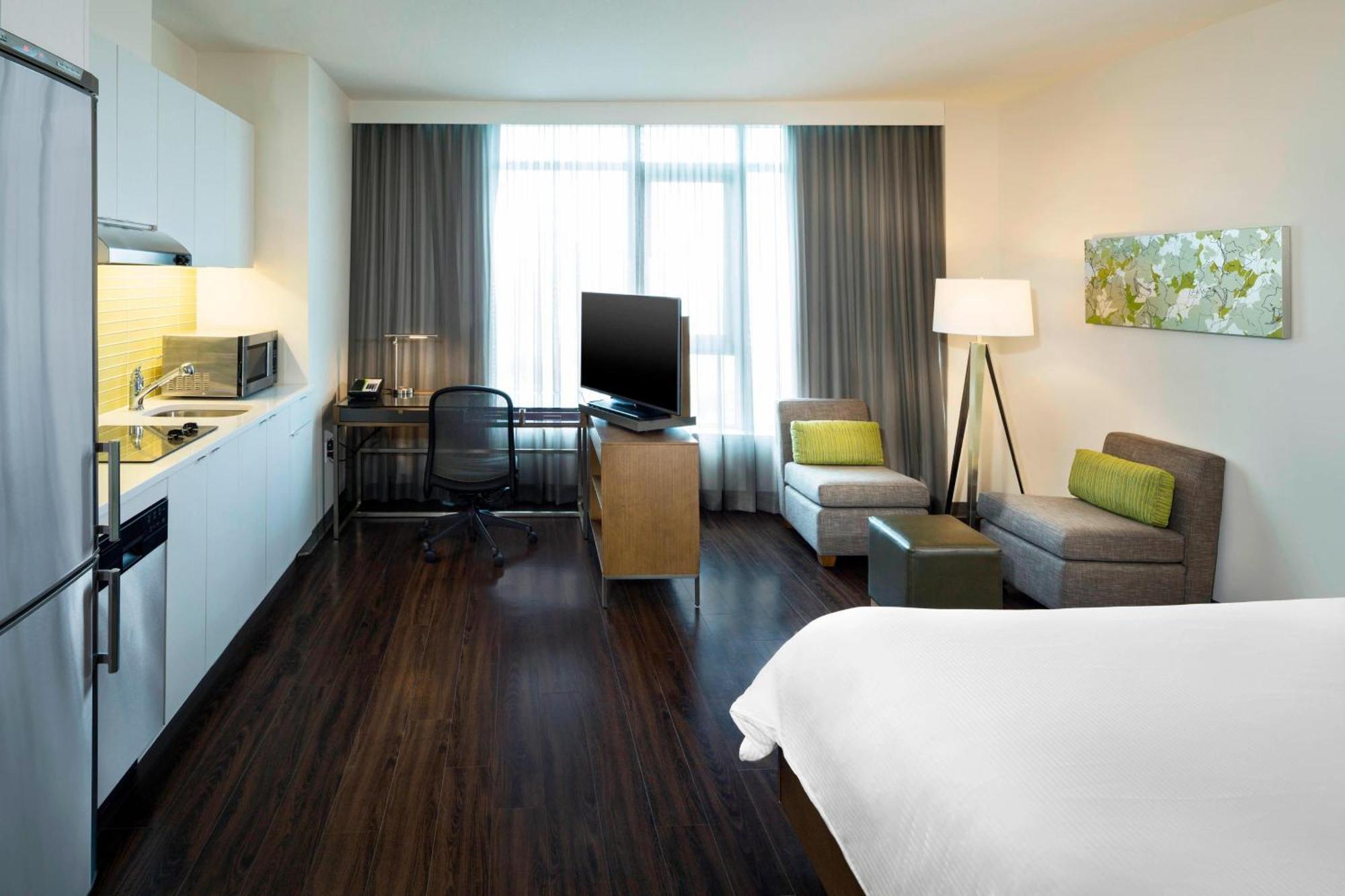 Element By Westin Vancouver Metrotown Burnaby Exteriör bild
