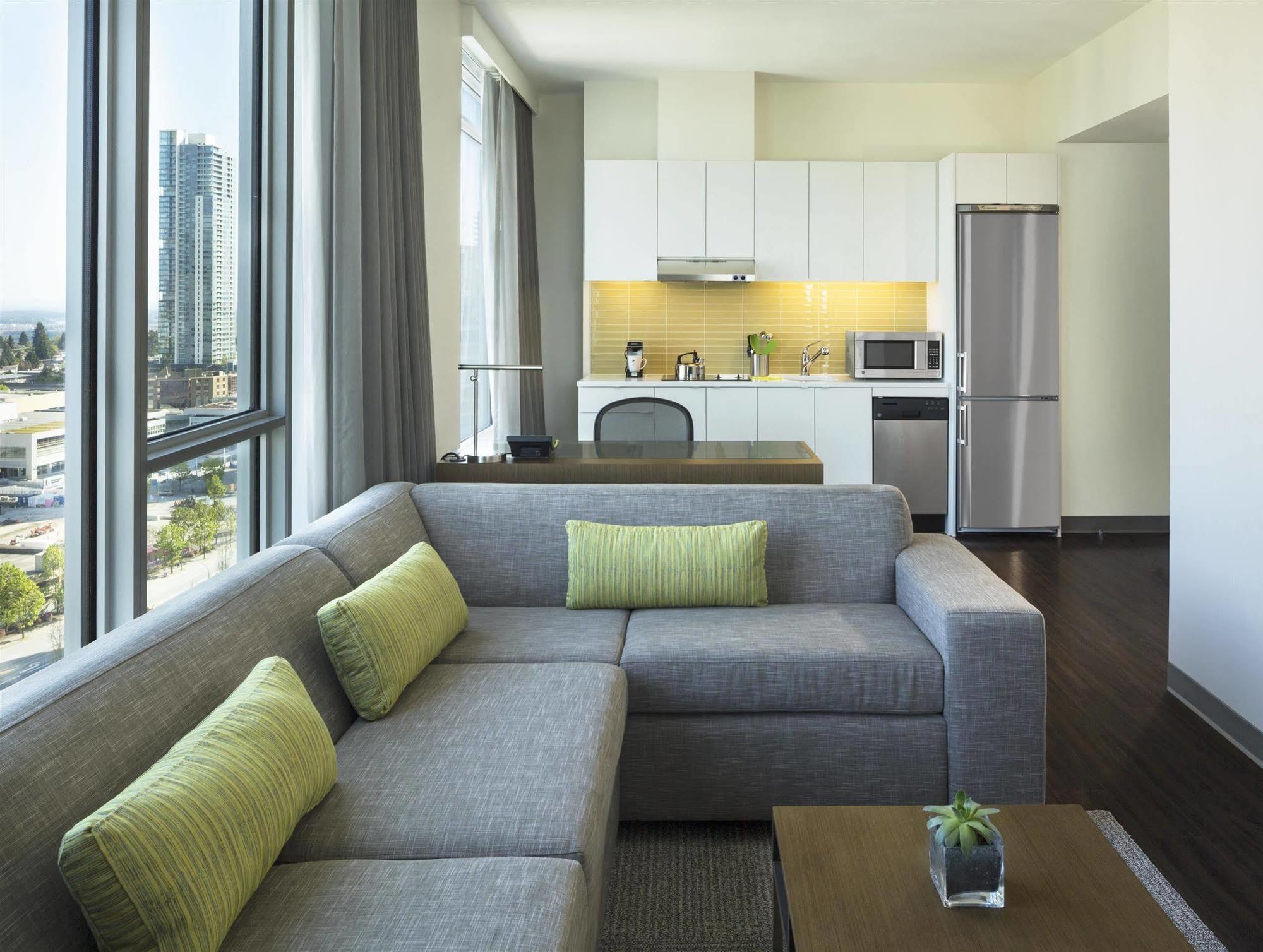 Element By Westin Vancouver Metrotown Burnaby Exteriör bild